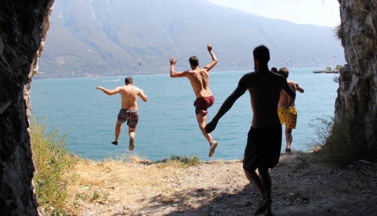 tuffo nel Garda