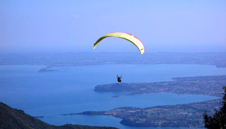 foto green line parapendio