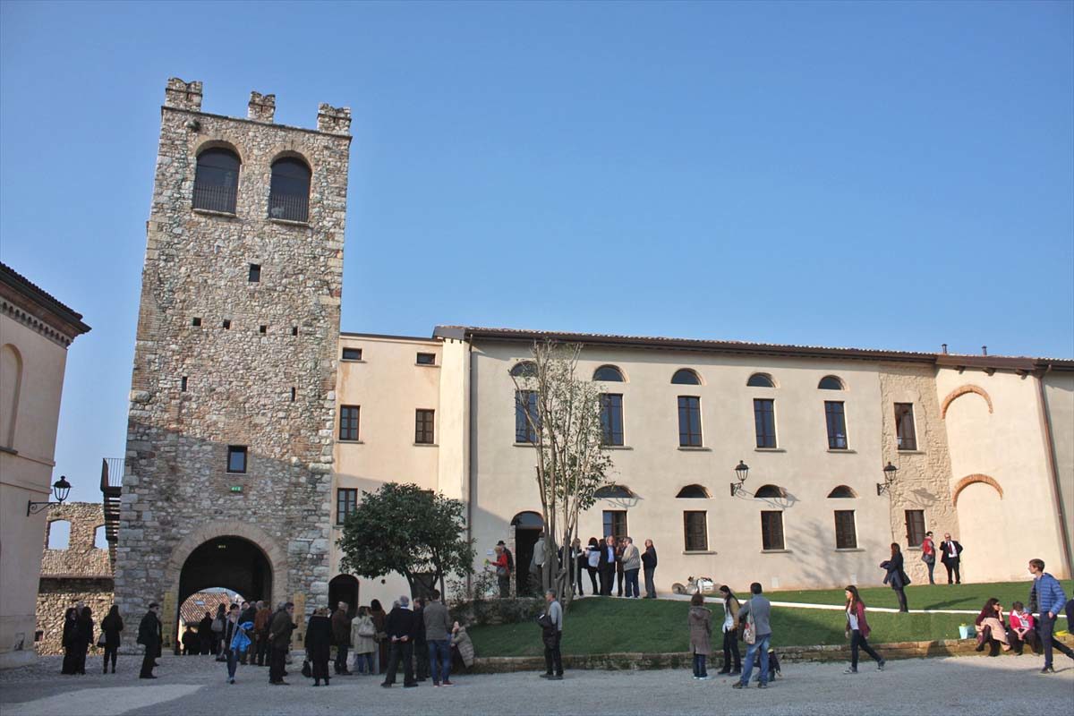 castello desenzano