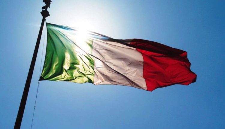 bandiera tricolore italiana