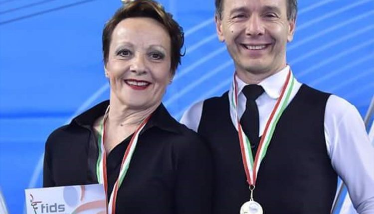 - Annamaria Mora e Leuterio Garzarella