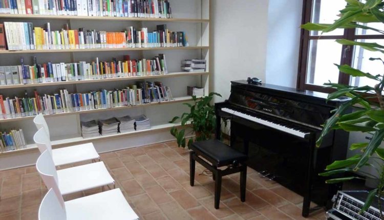 pianoforte biblioteca arco