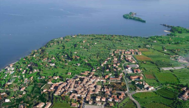 Portese, frazione di San Felice del Benaco.