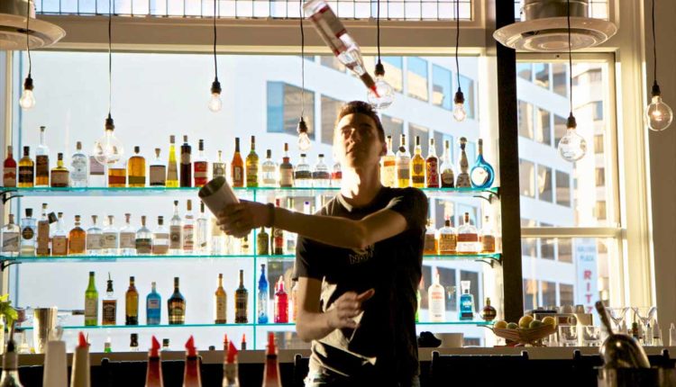 flair bartending cocktail