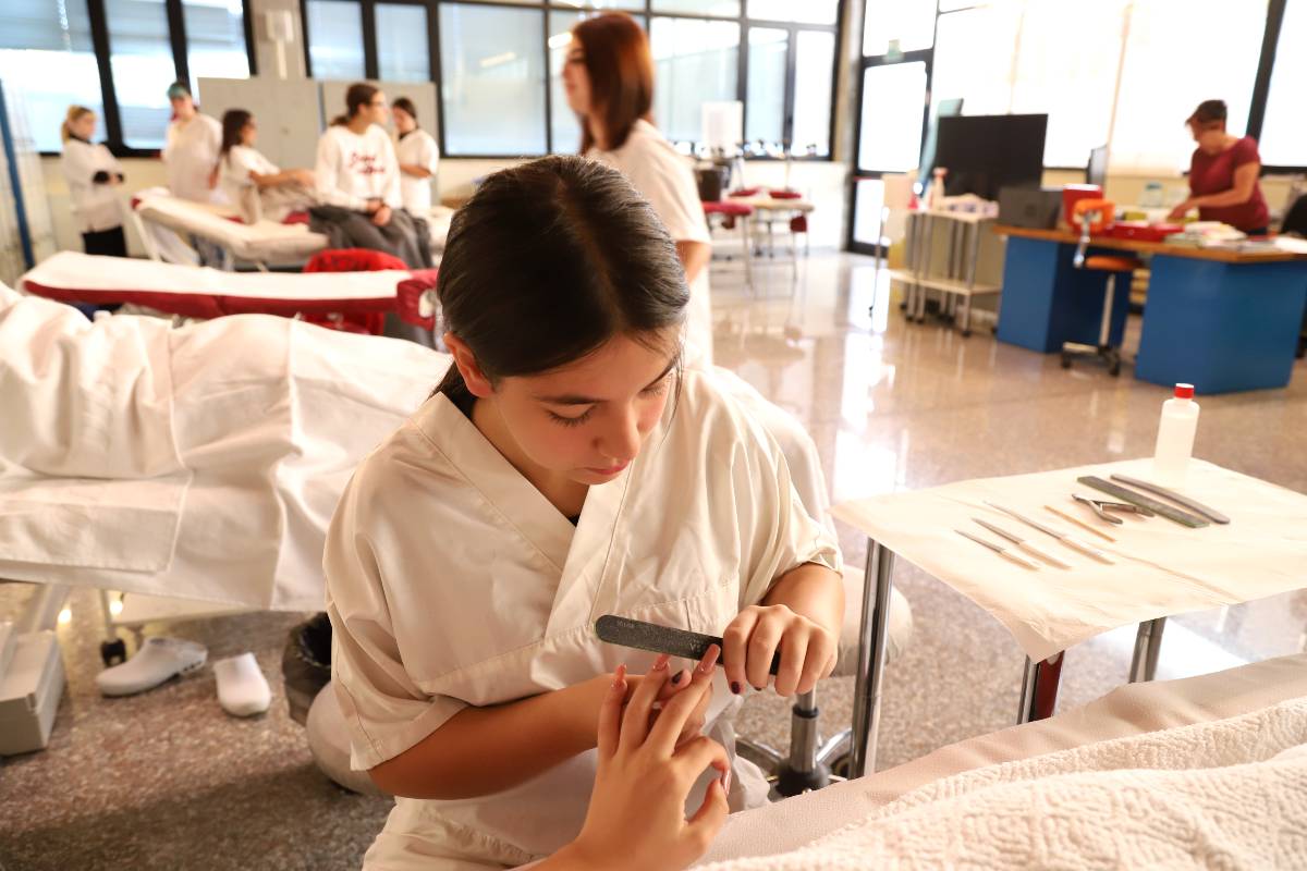 Centro di formazione professionale SCAR a Roè Volciano.