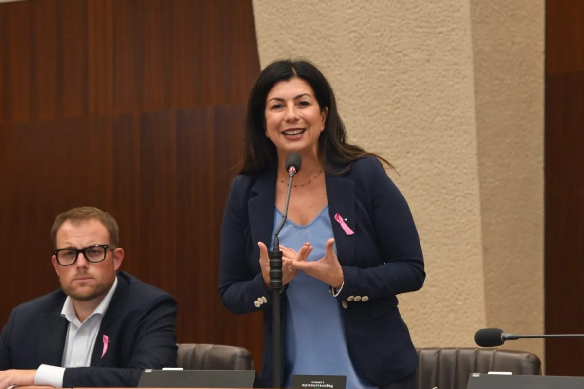 claudia carzeri