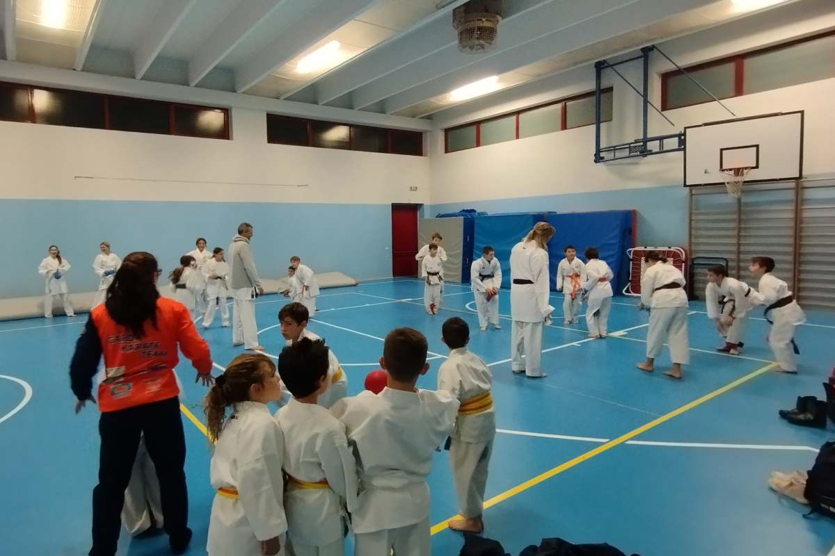 Stanislav Horuna Garda karate team (1)