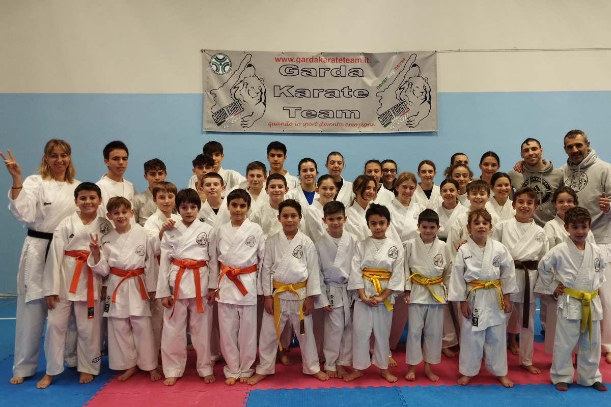 Stanislav Horuna Garda karate team (1)