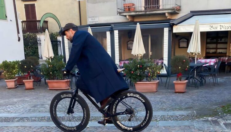 Vittorio Brumotti a Tremosine.